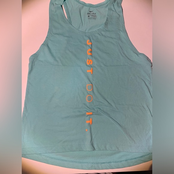 small nike tank top - Picture 1 of 3